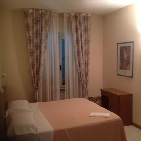 Hotel Elena